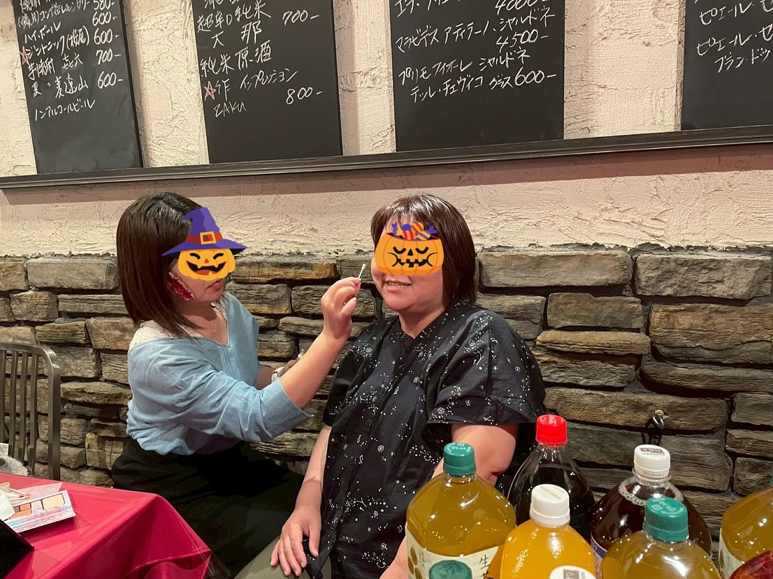 楽しいこと大好きネ
どんな時も全力投球の
愛すべきデモ隊メンバー集結❣️

トリックオアトリート

貴女達と出逢えて
私の人生本当に幸せ

ハッピー ハロウィン